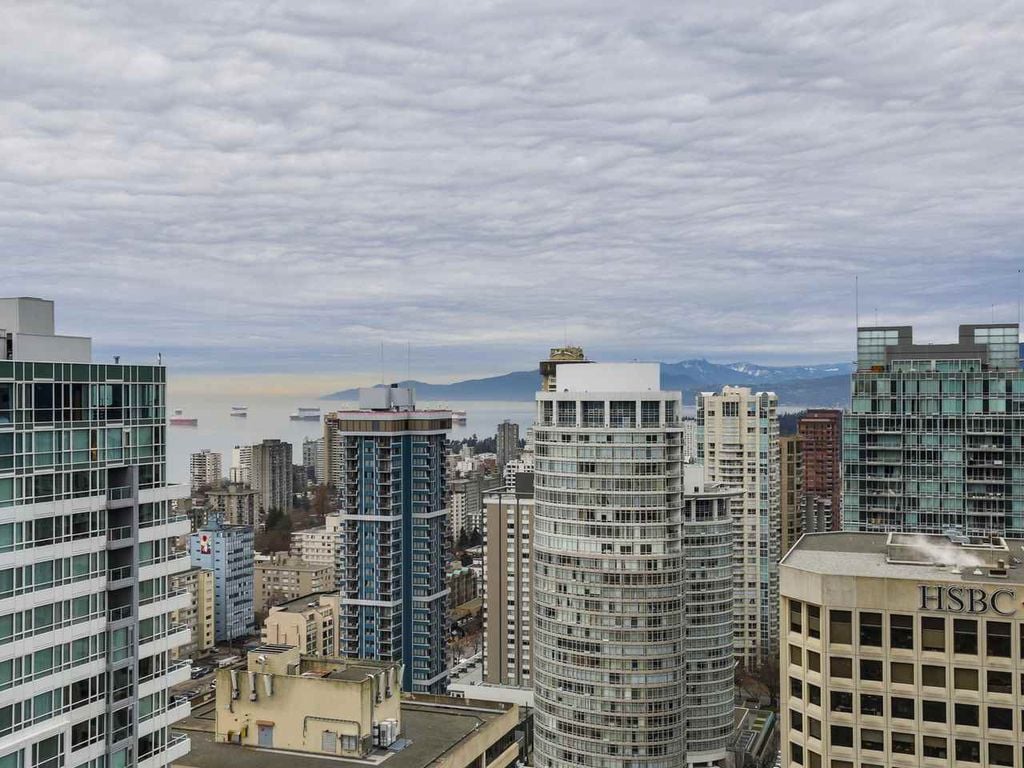 1111 Alberni St, #3301
