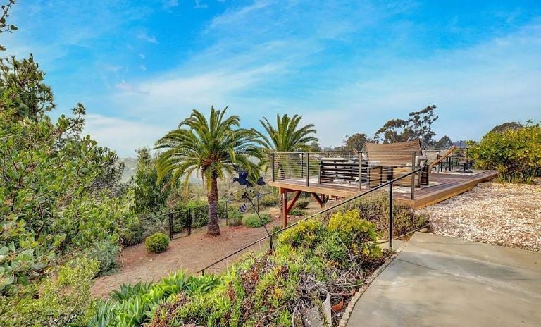 4107 Cole Way san diego, CA 92117