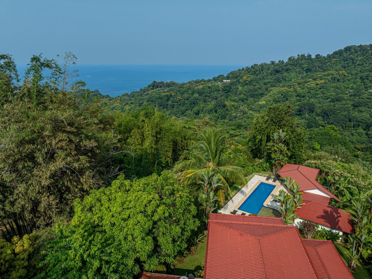 2.07 ACRES – 3 Bedroom Elegant Home With Guest Suite & Sweeping Ocean Views, Secluded & Nestled within Lush Jungle Surroundings!!!