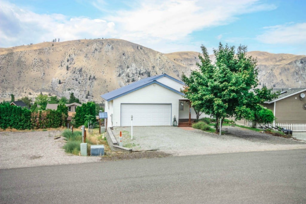 325 W Entiat Dr