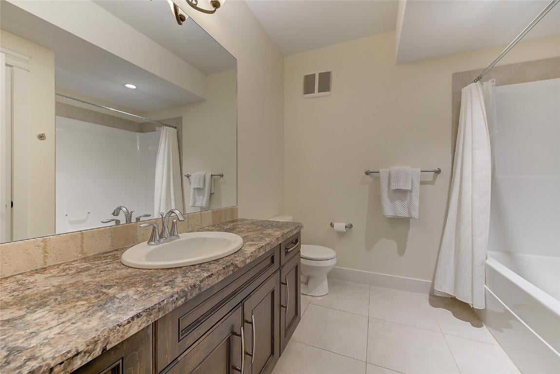 375 Farron Ct
