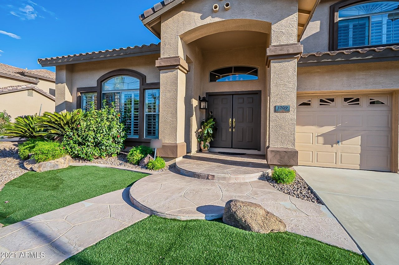 1709 E Kaibab Dr
