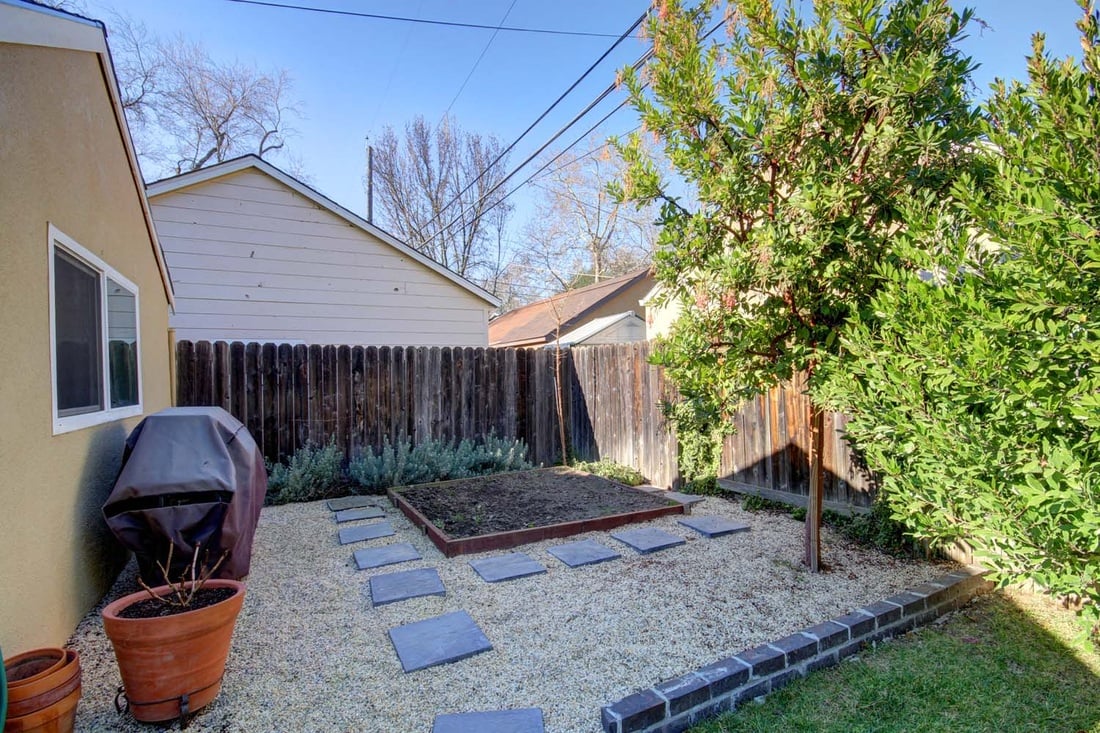 Just Listed! Stunning Land Park 3 Bedroom! a Must See!