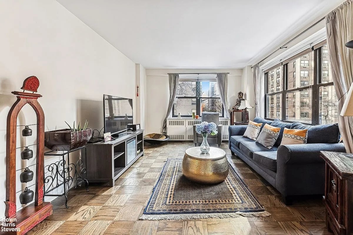 330 3rd Ave Apt 3-G