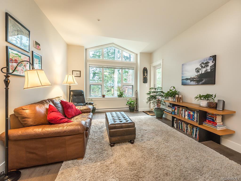 405-1900 Watkiss Wy