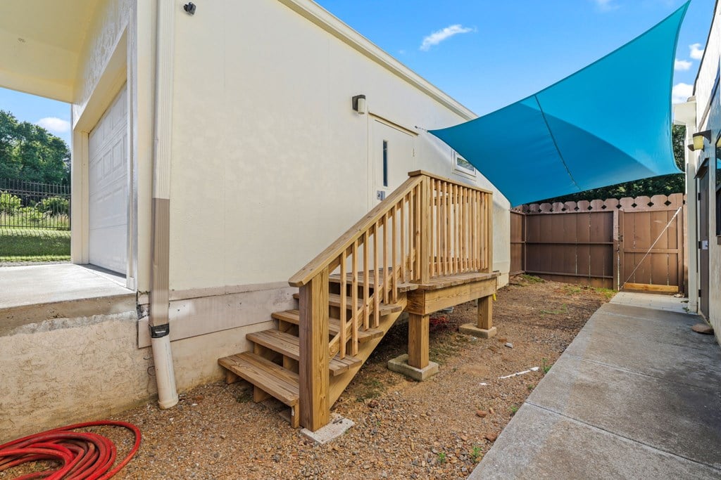 310 Terrell Rd