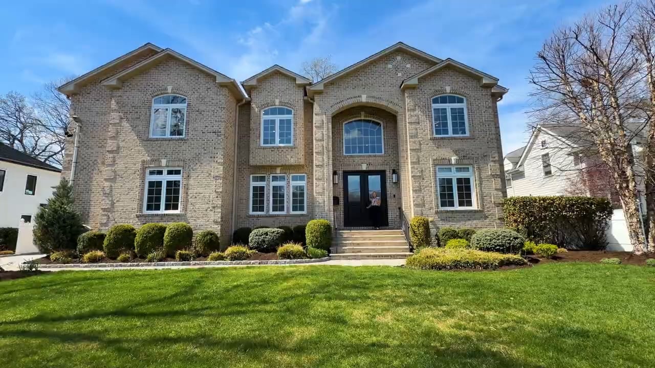 Demarest Homes Don't Get Better Than This | Outdoor Living Tour
