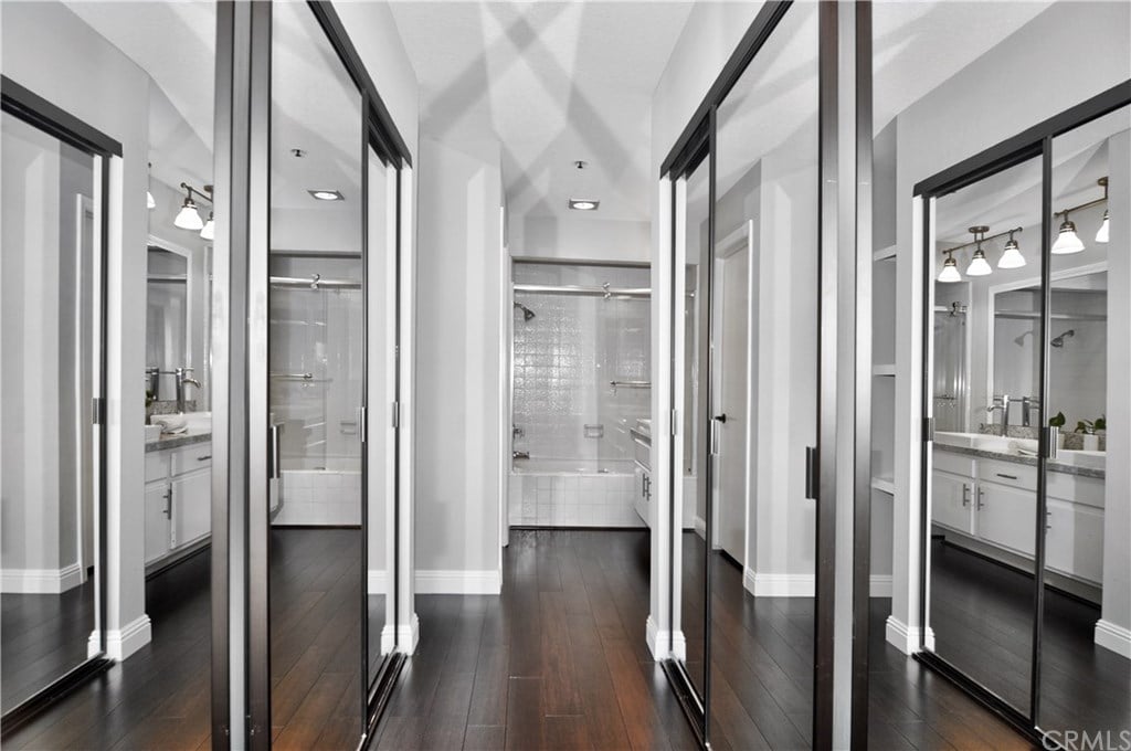 280 Cagney Ln, Unit 113