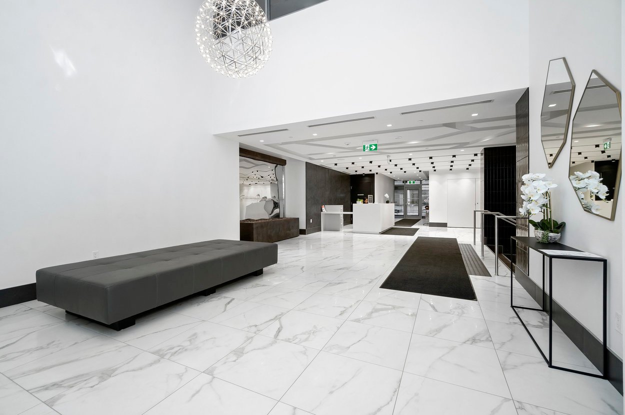 25 Holly St Unit: 708