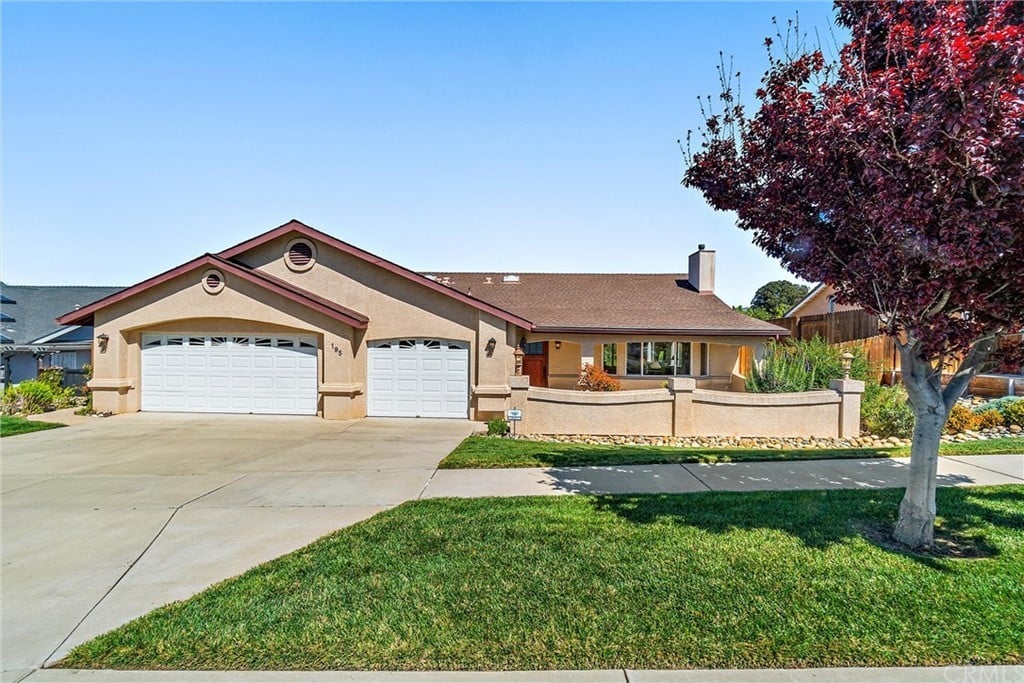195 Martha Ln