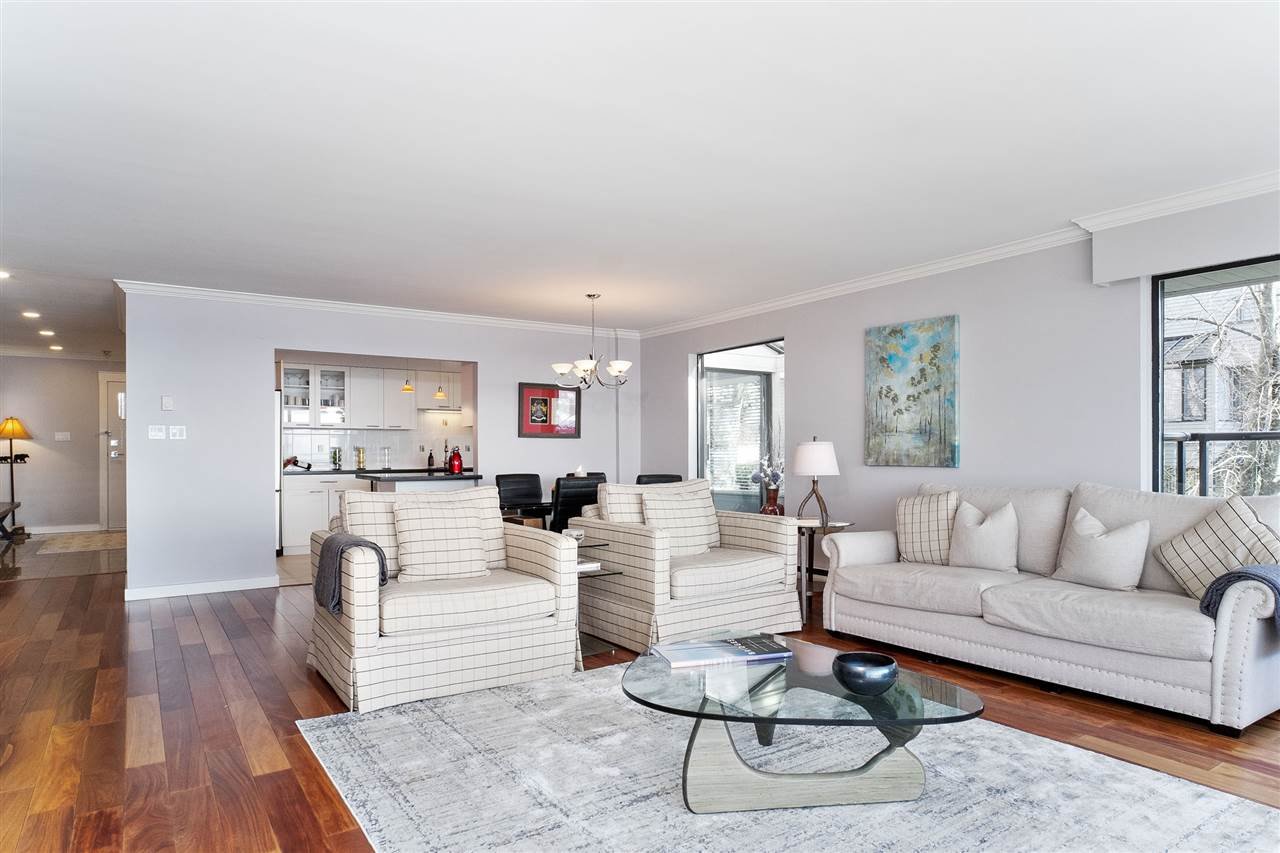 37-2242 Folkestone Wy