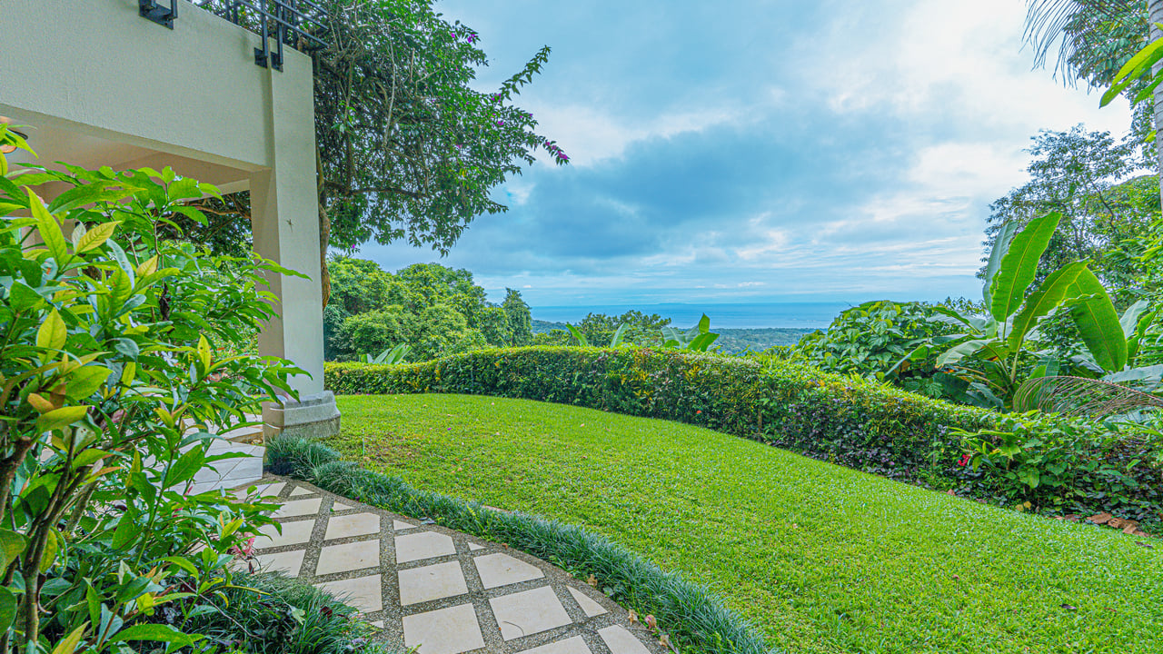 Private Luxury Villa with Whale Tail Ocean View Close to Downtown Uvita