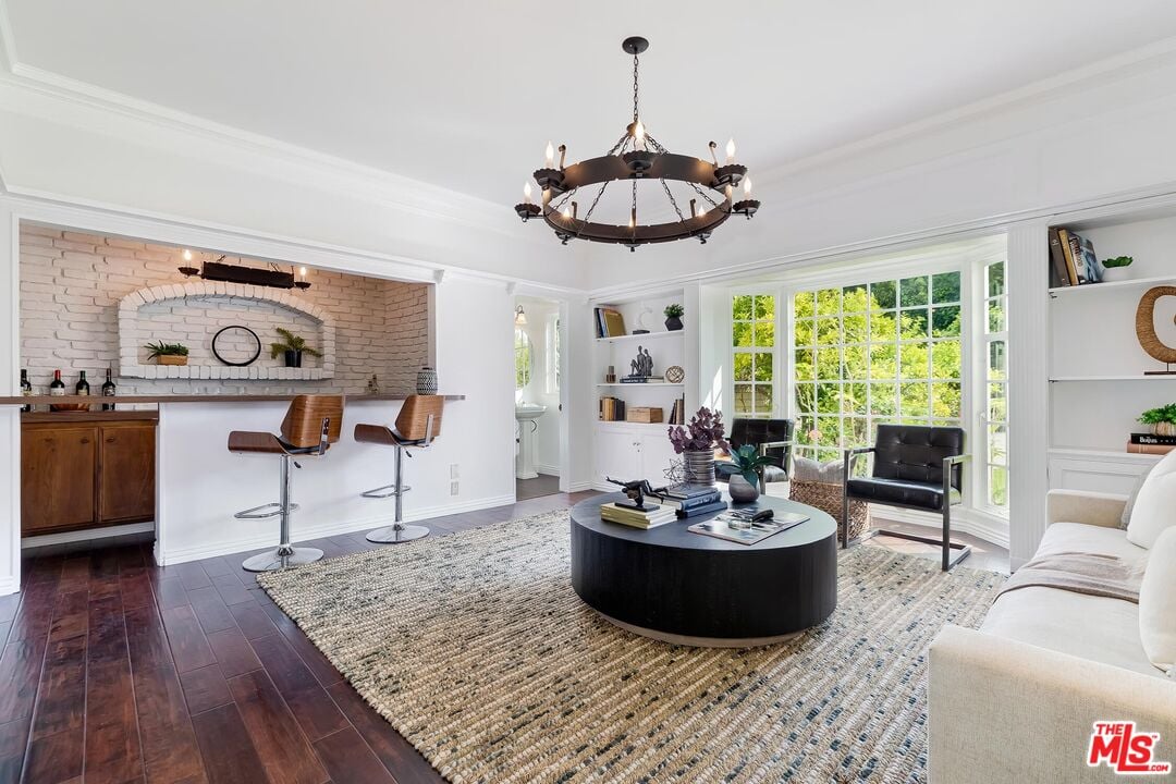 503 N Alta Dr