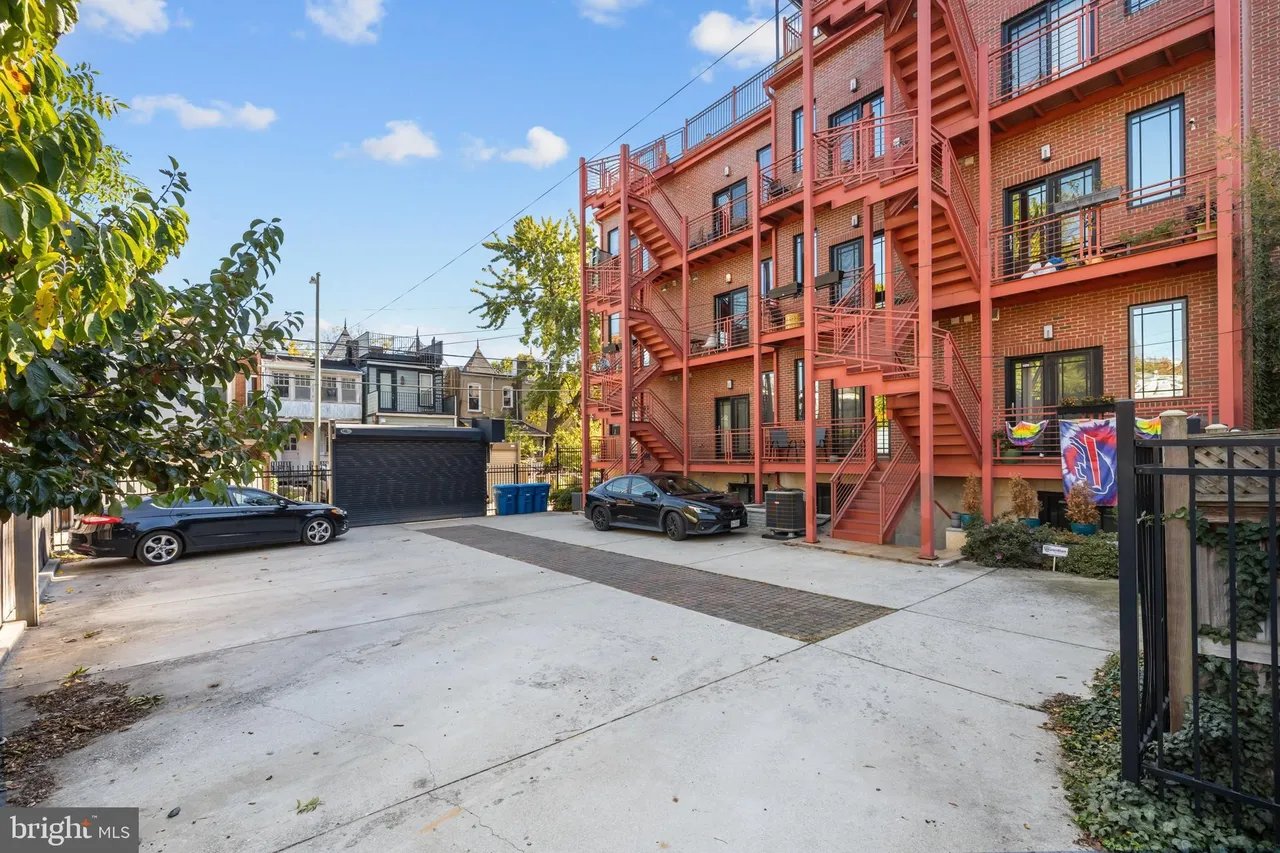 151 V St NW #4