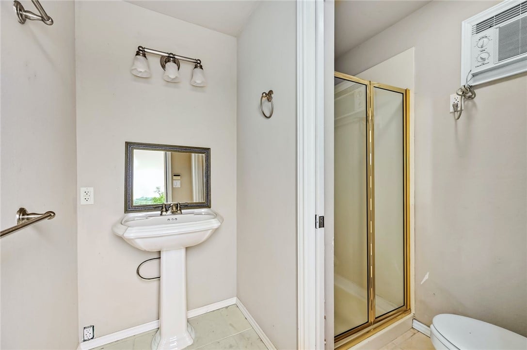 4809 Palisade Dr