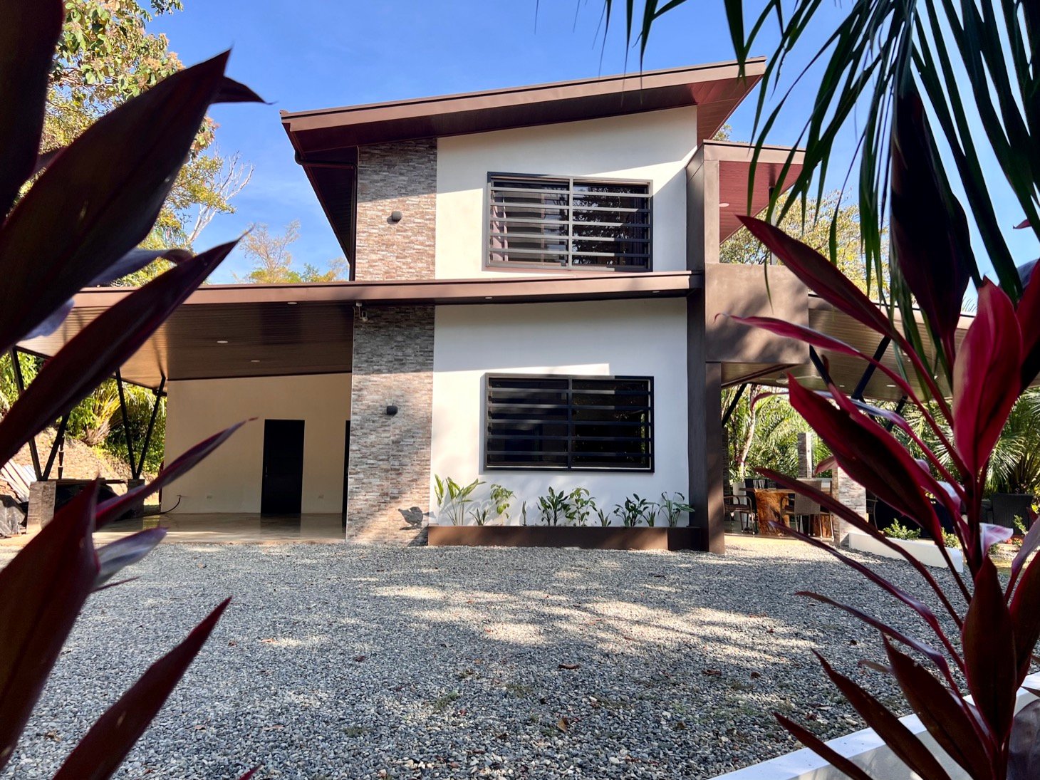 Modern Three-Bedroom Home On 6+ Acres In Ojochal