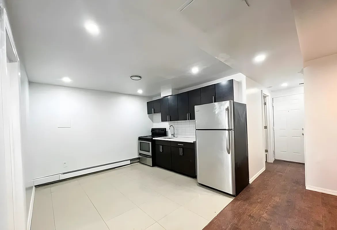 294 Tompkins Avenue 2