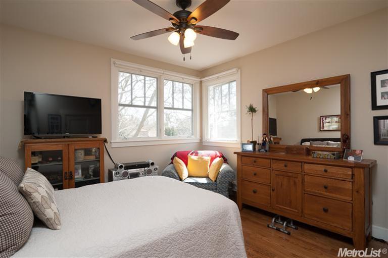 Sold in Fabulous 40's! 1366 47th St. - Represented Buyer