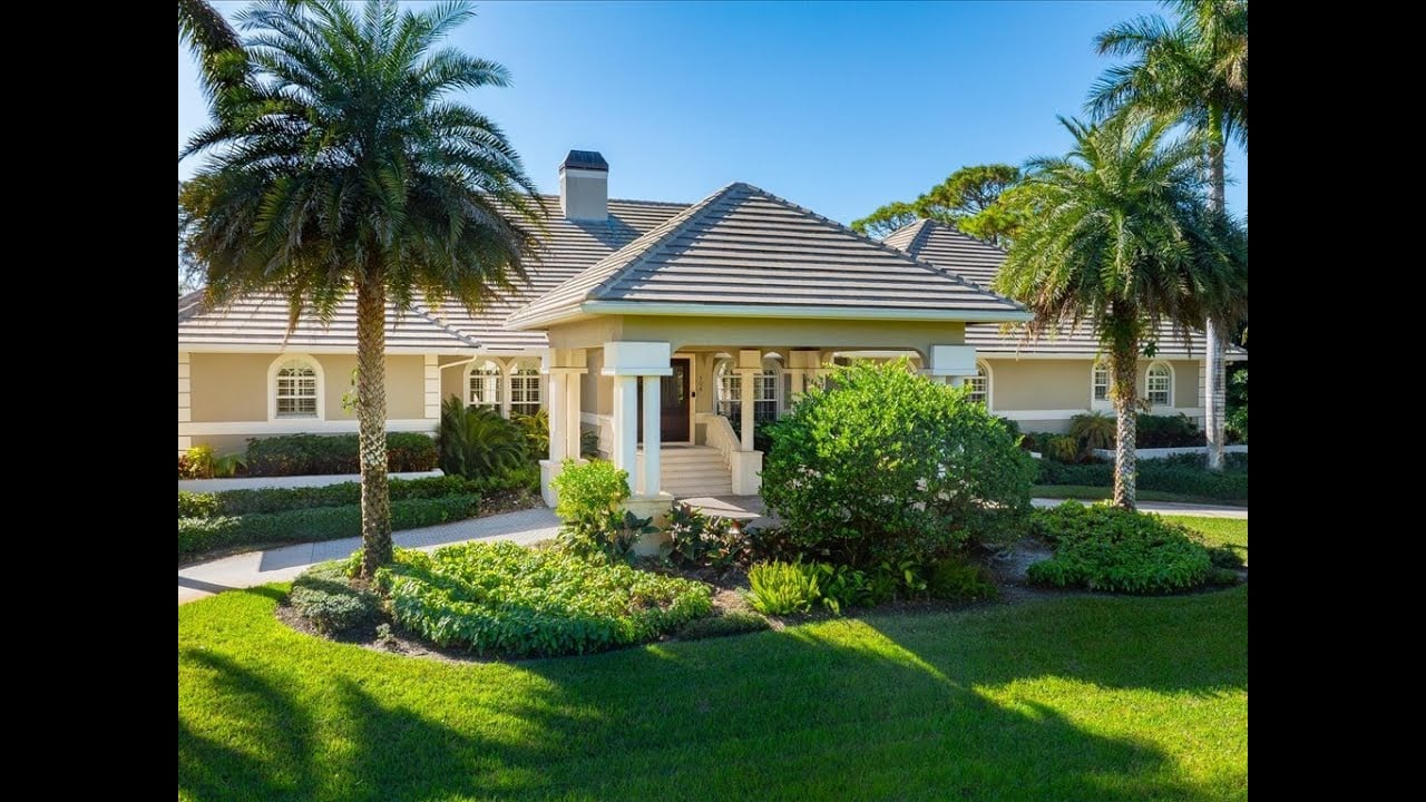 106 Eugenia Dr, Naples, FL 34108