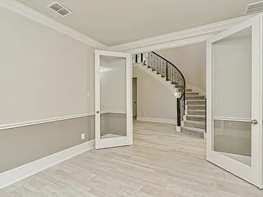 18005 Crofton Cv