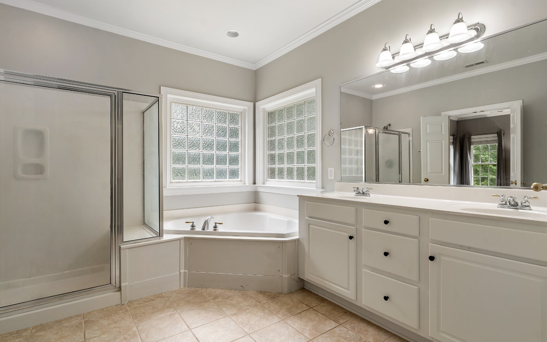 13437 Blue Heron Loop