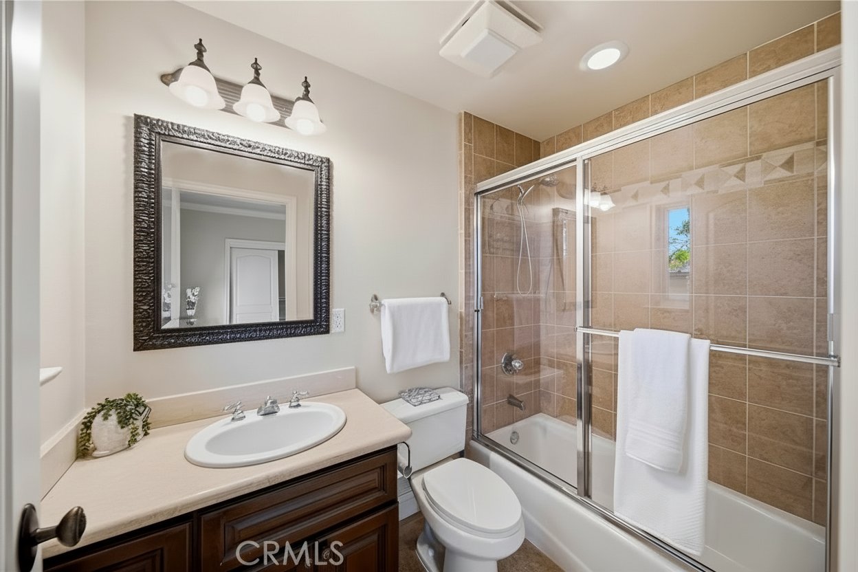 2454 Oswego #301