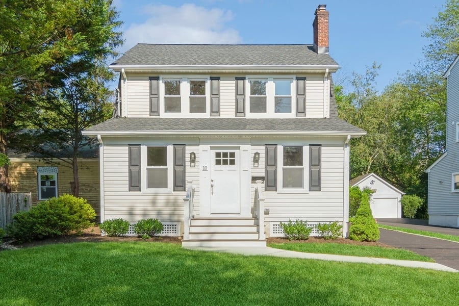 10 Willow St