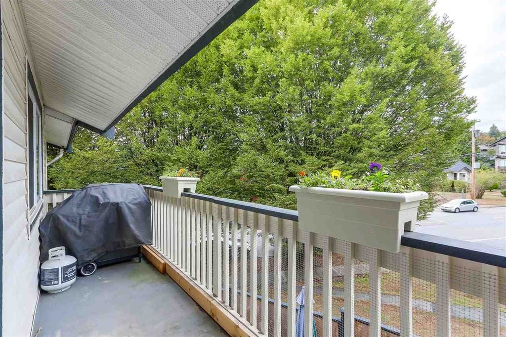 822 Premier St, #5