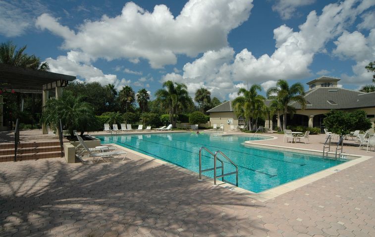 Hunters Ridge