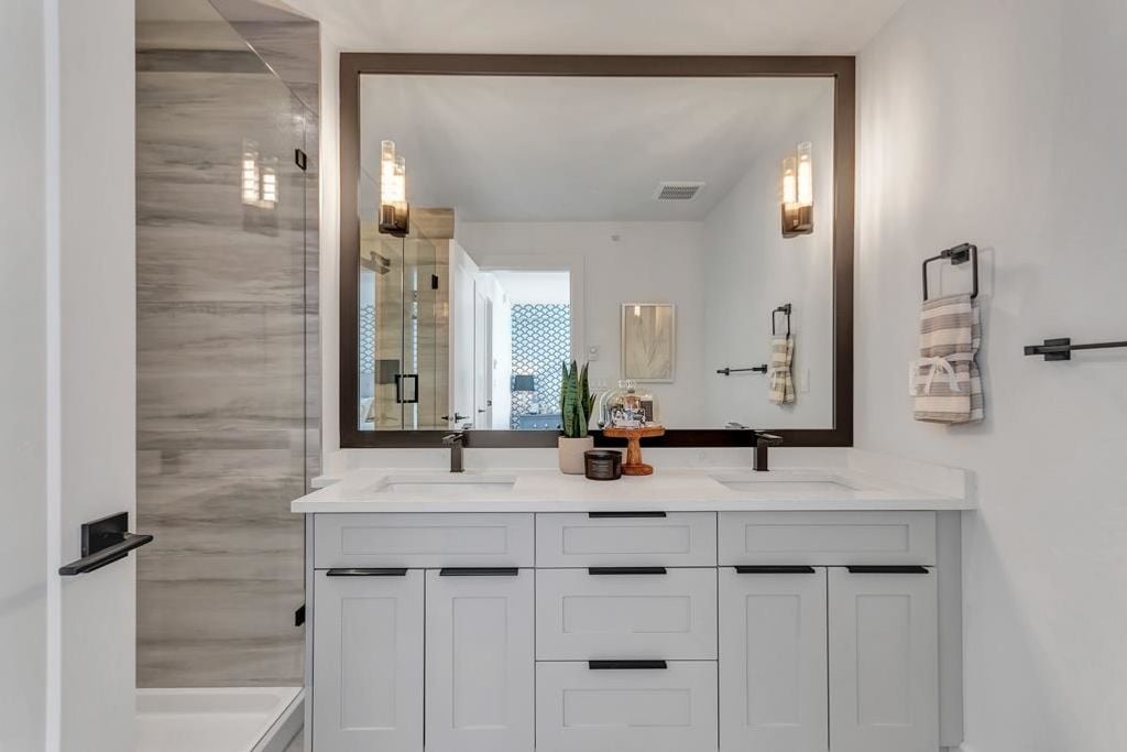 5476 Brydon Crescent, #4