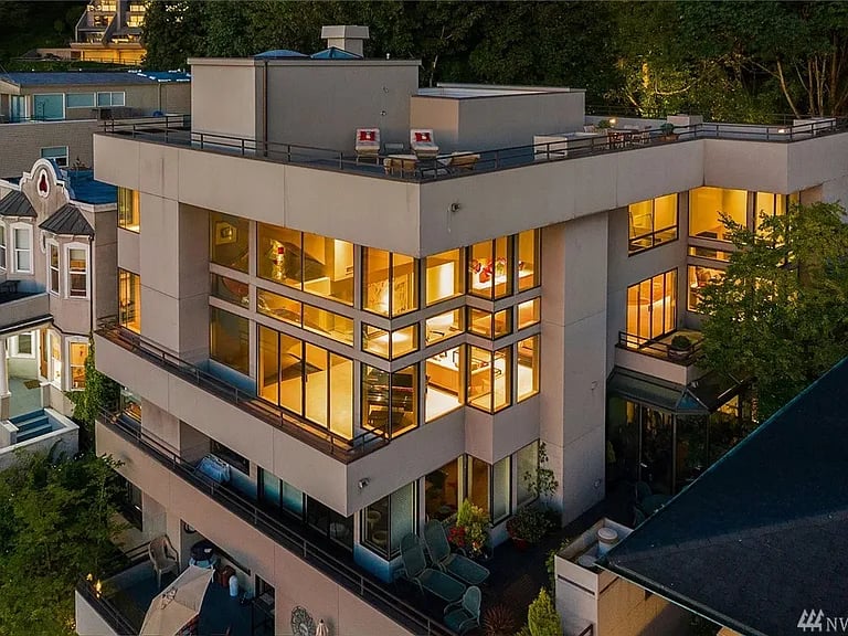 1118 Lakeview Blvd E APT 4