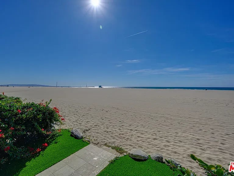 4007 Ocean Front Walk