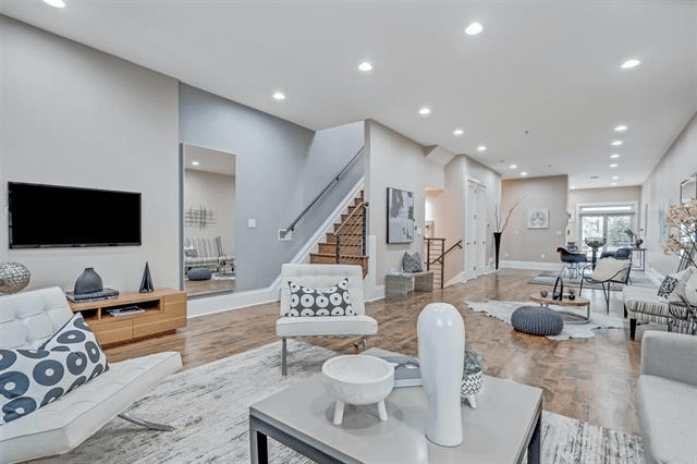 297.5 Montgomery St 2
