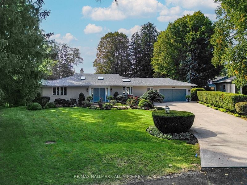 258 Westwood Dr