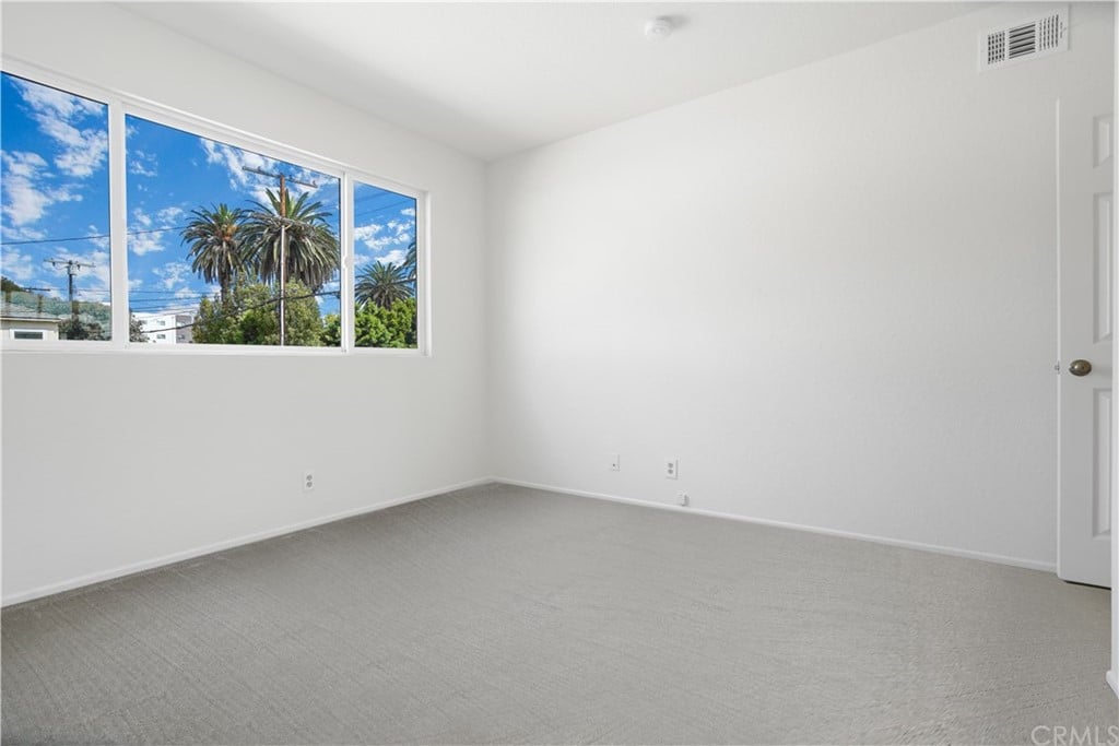 11918 Avon Way, Unit 104