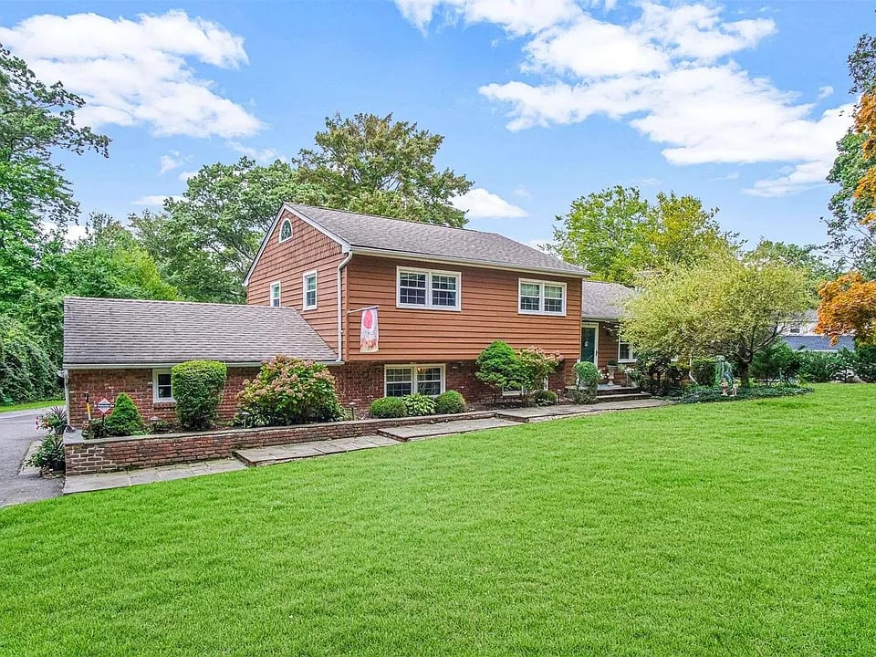 133 Old Field Rd