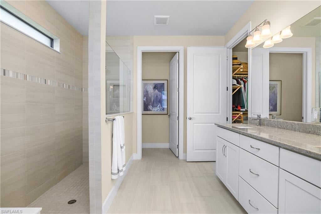 19053 Aqua Shore Dr