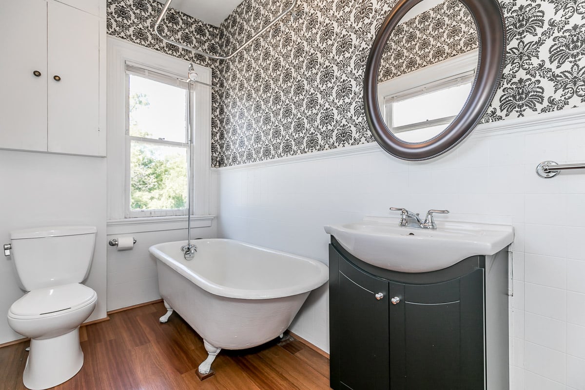 415 Davis Drive 1, Newmarket