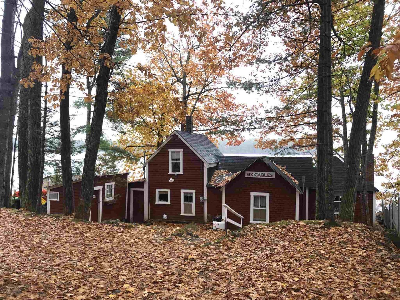 469 & 471 Waukewan Rd
