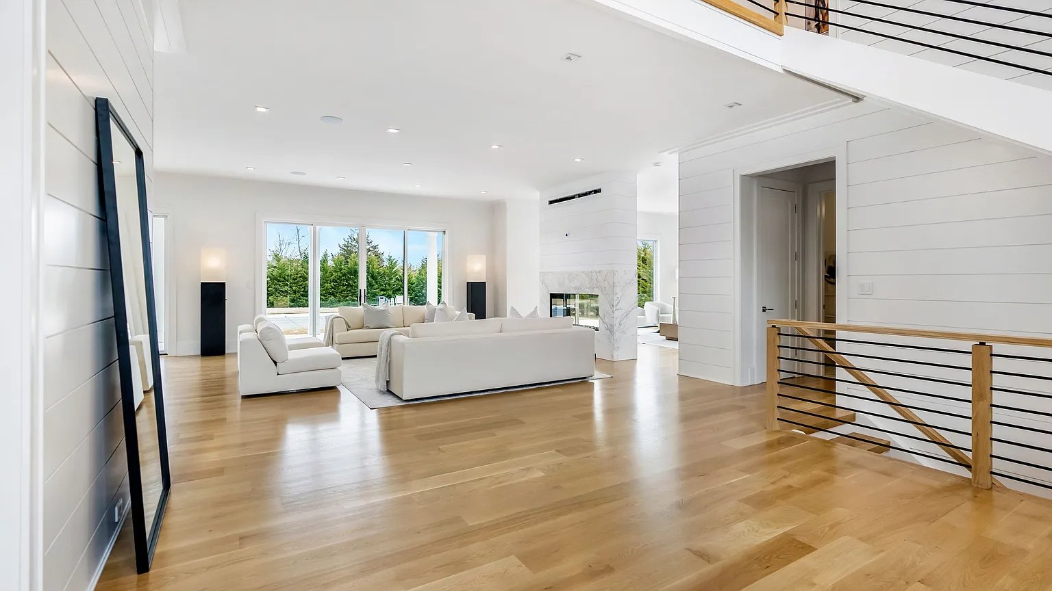 298 Montauk Hwy