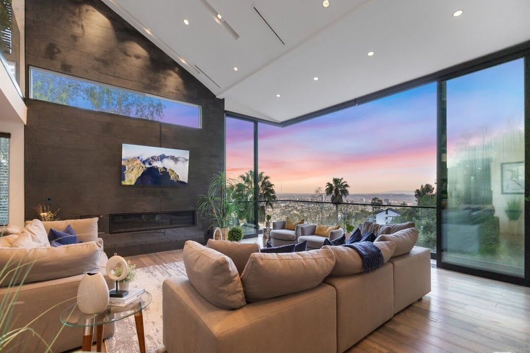 House Luminous