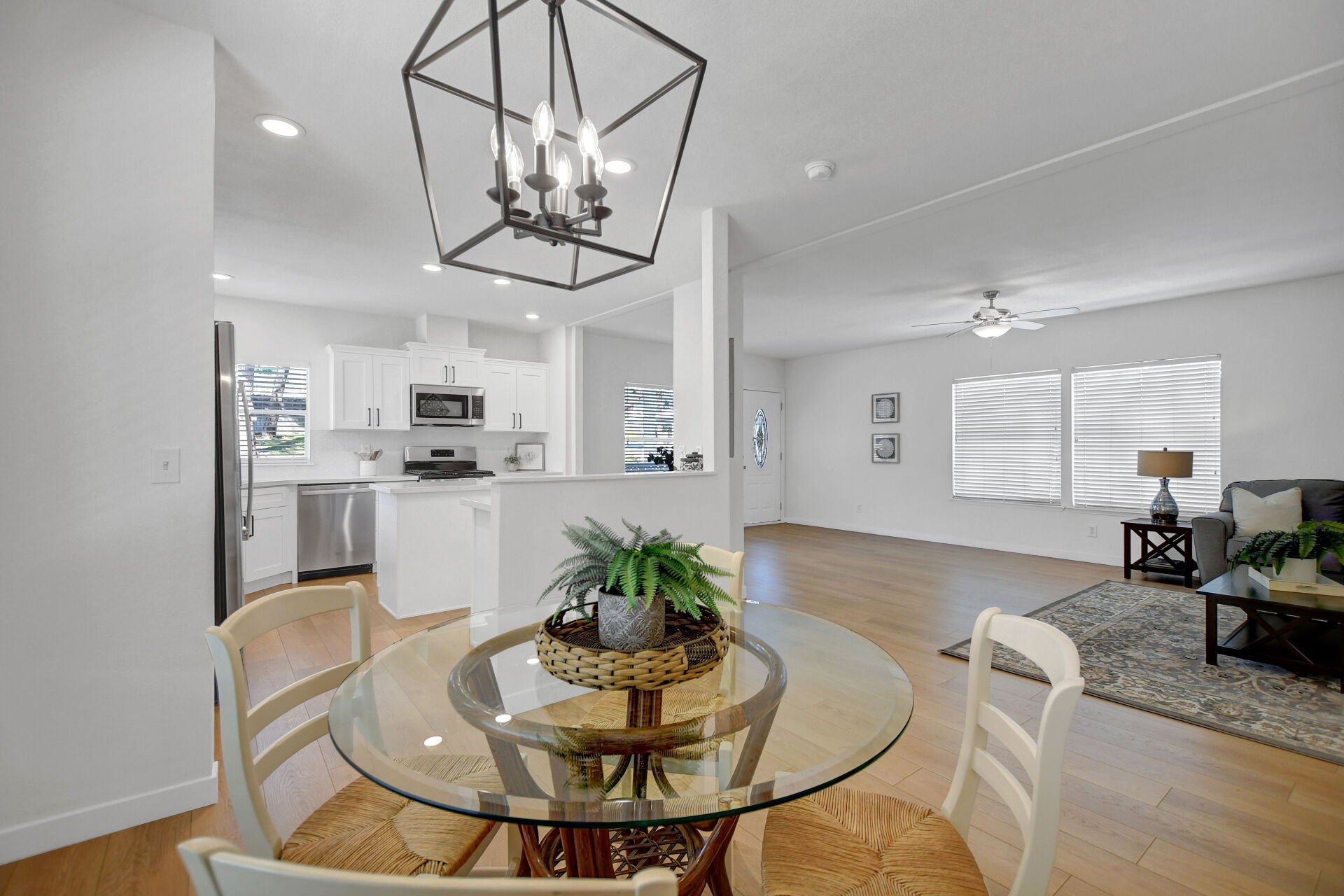 8651 Foothill Boulevard 42
