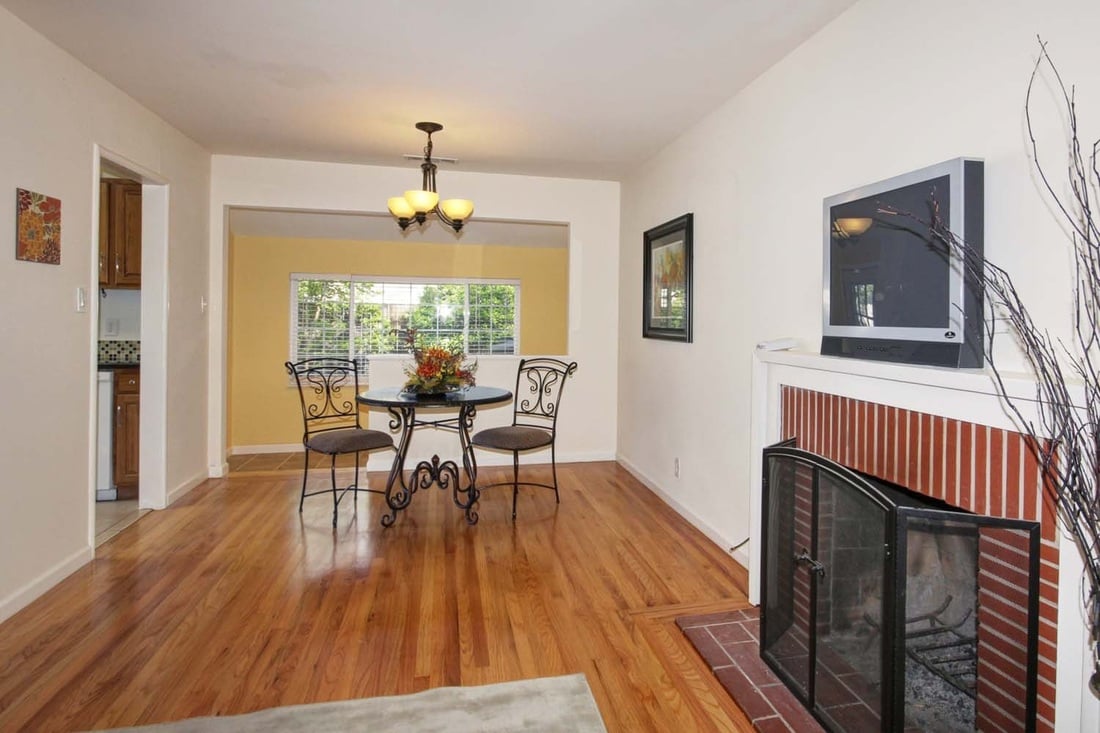 Just Listed! Darling 3 Bedroom Off Eastern Ave!