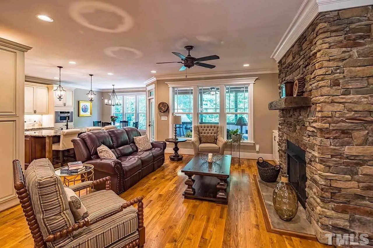 148 Tobacco Rd