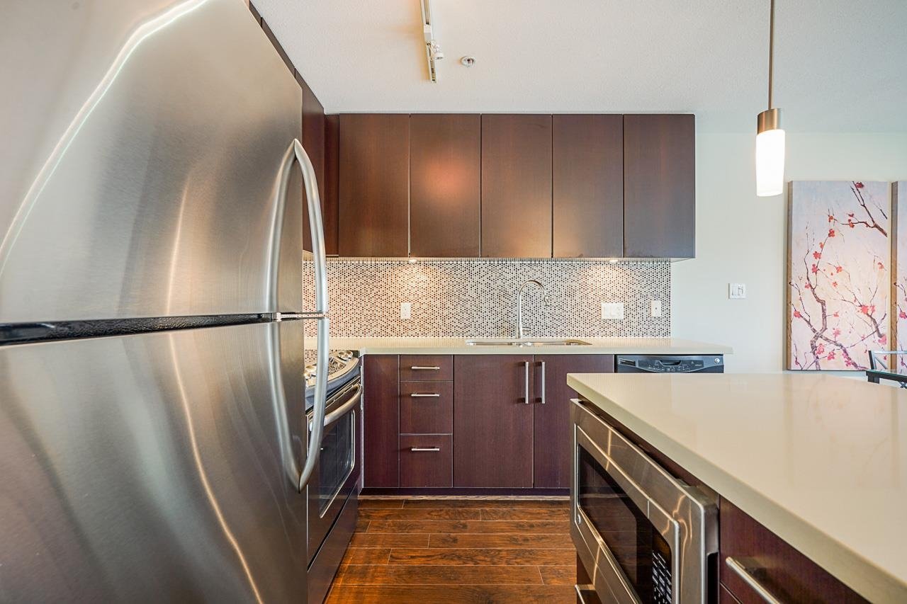 308-15735 Croydon Dr