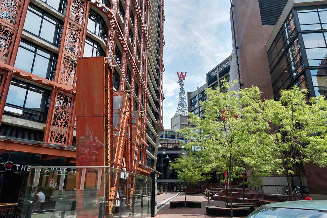3303-128 W Cordova St