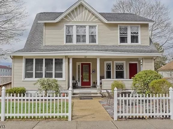 12 Linden Ave