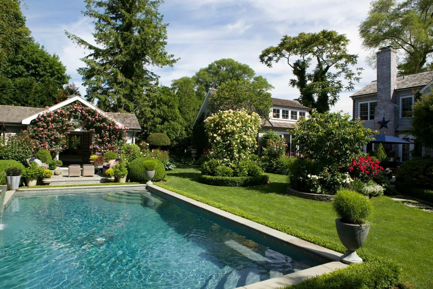 Secluded Summer Compound in Water Mill South
