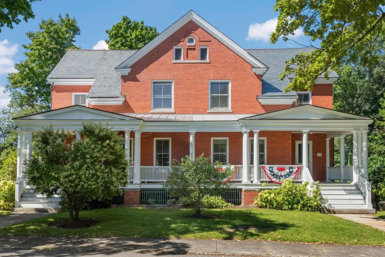 New Listing! 148 Mckinley Court, Portland, ME 04109 – $875,000