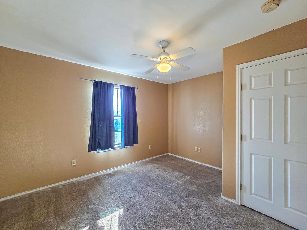 2101 Pershing Cir
